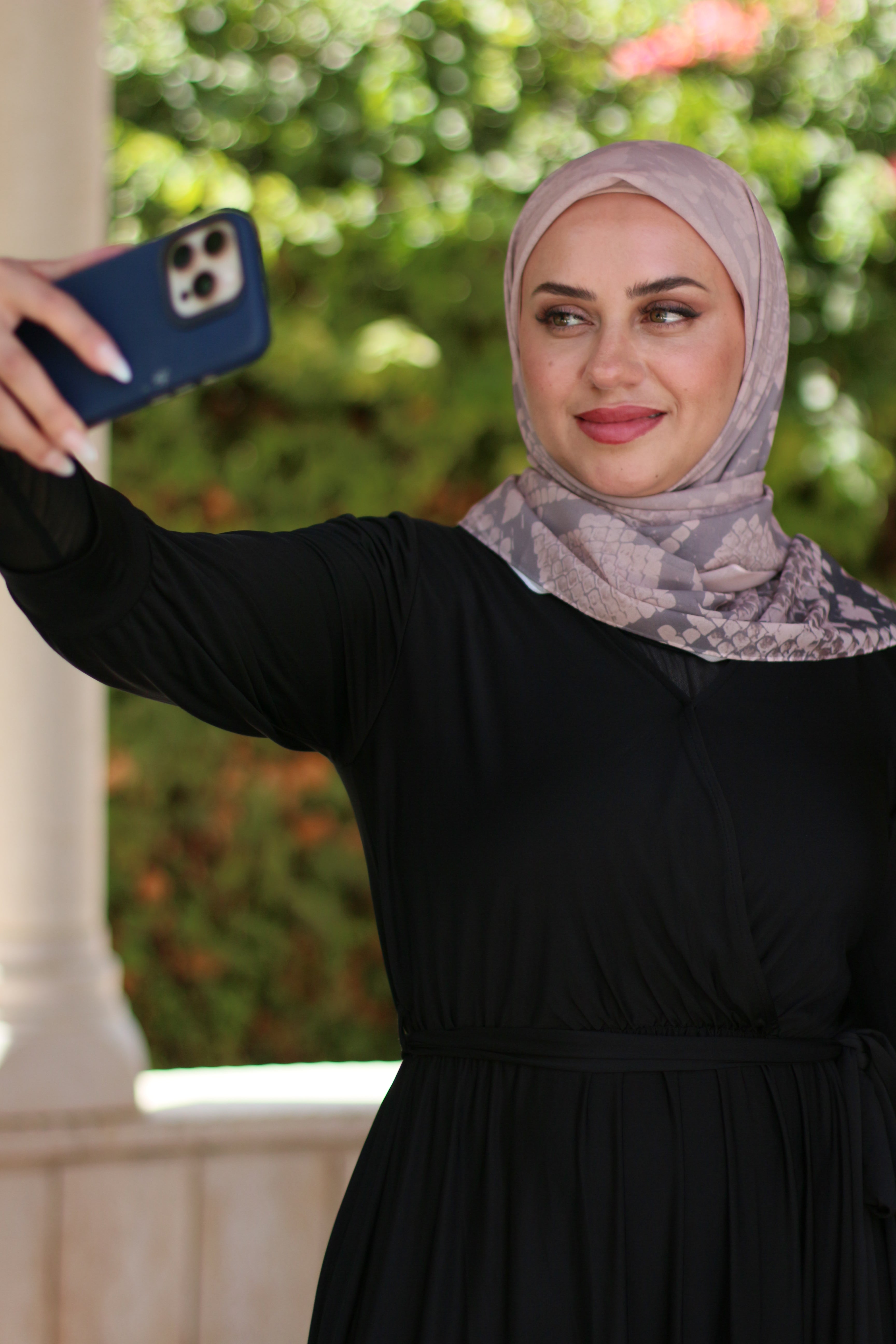 منديل فولار مربع